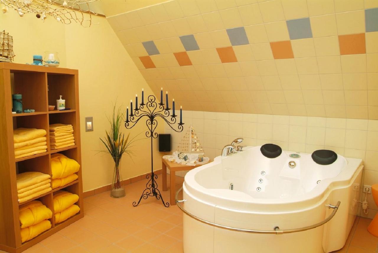 Alte Schleiferei Hotel Breitenbrunn  Kültér fotó
